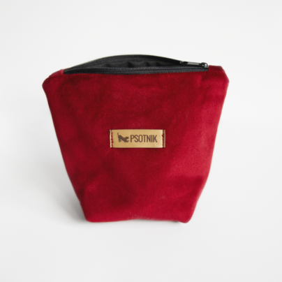 Bordowa welurowa saszetka na smaczki dla psa