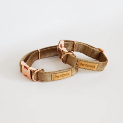 Brązowa welurowa obroża dla psa