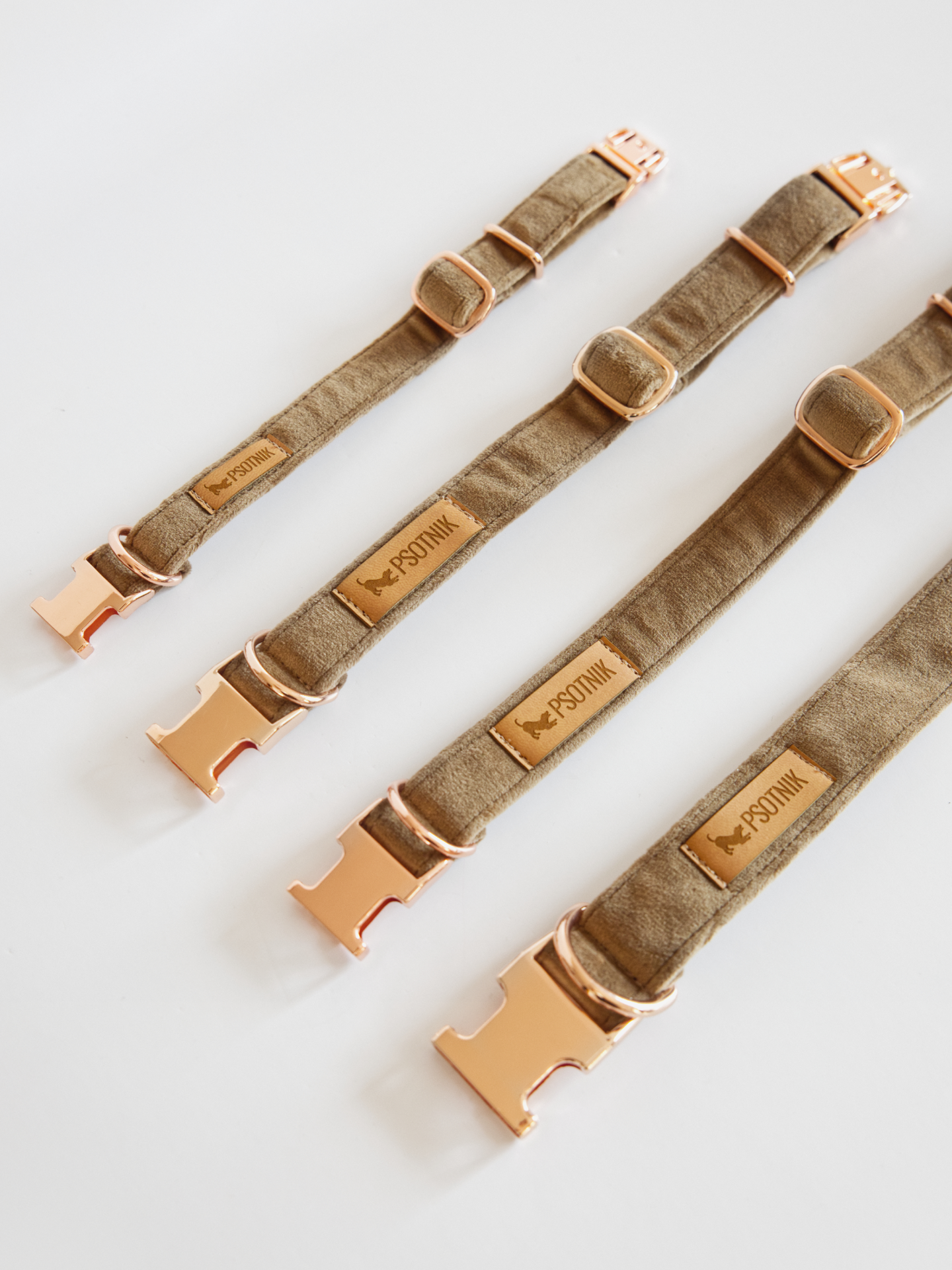 Brązowa welurowa obroża dla psa w różnych rozmiarach